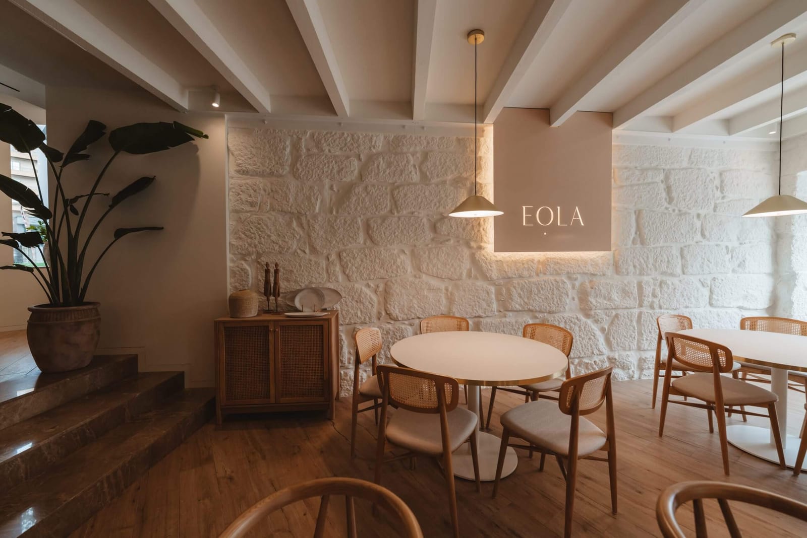 Eola