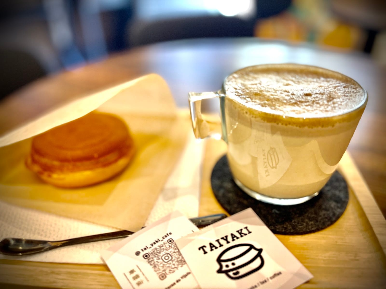 Taiyaki Café 台之燒 - Taiwanese wheel cake, tea & coffee