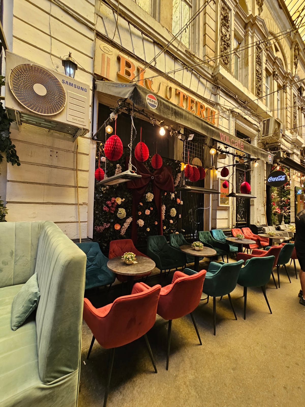 Vol Cafe
