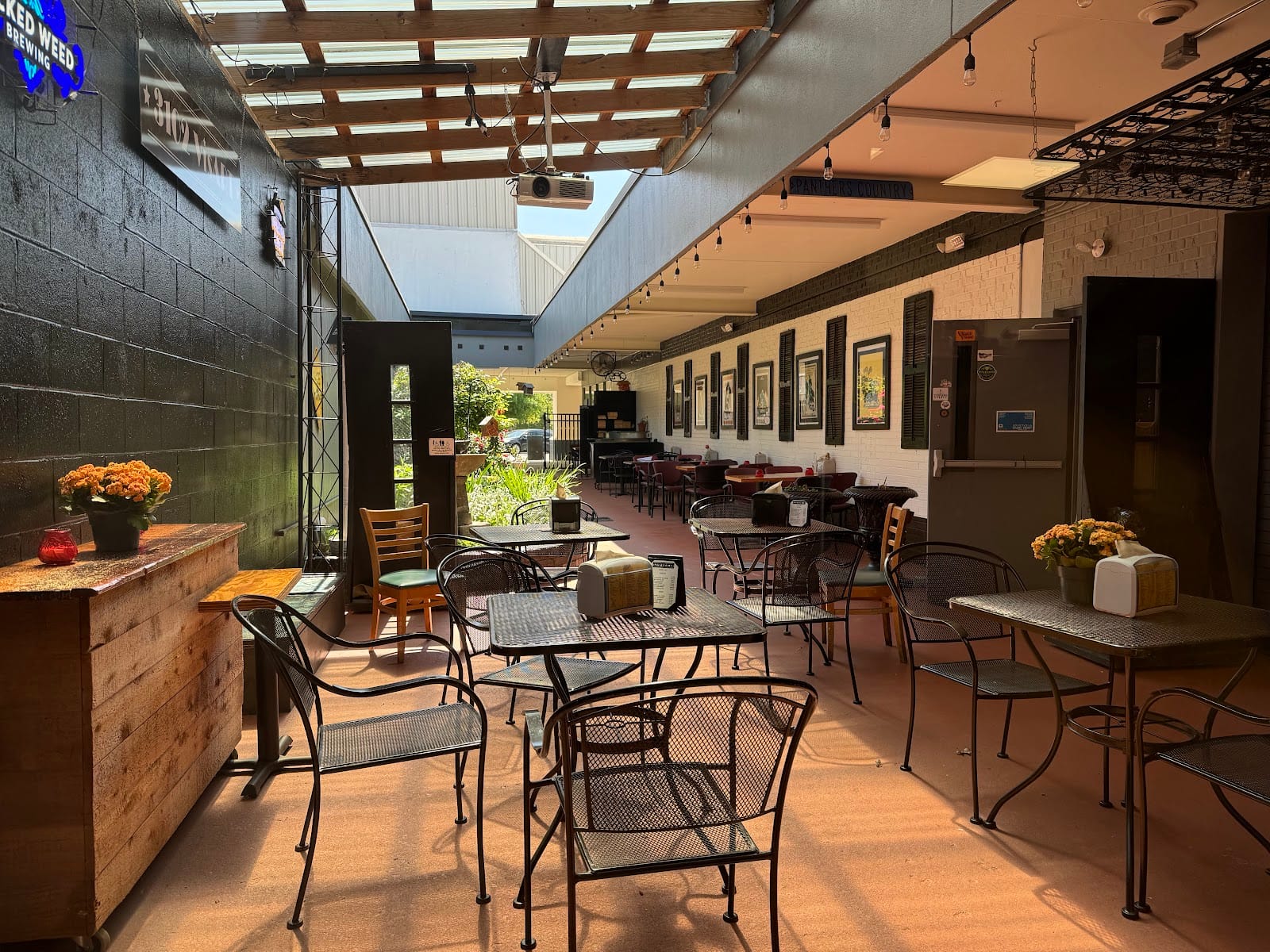 VisArt Cafe