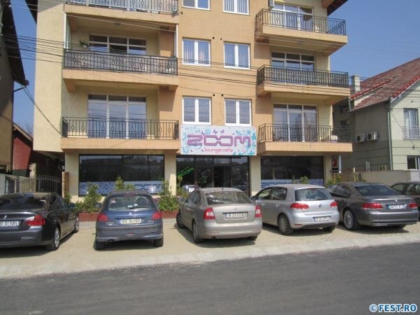 Zoom Lounge Cafe photo 2