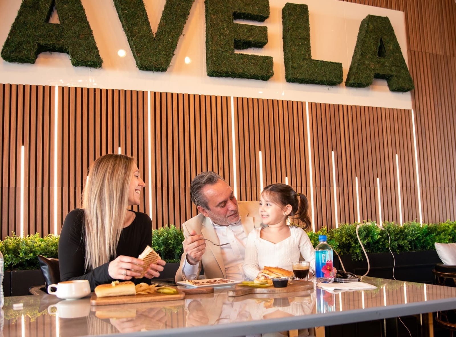 Vavela Cafe