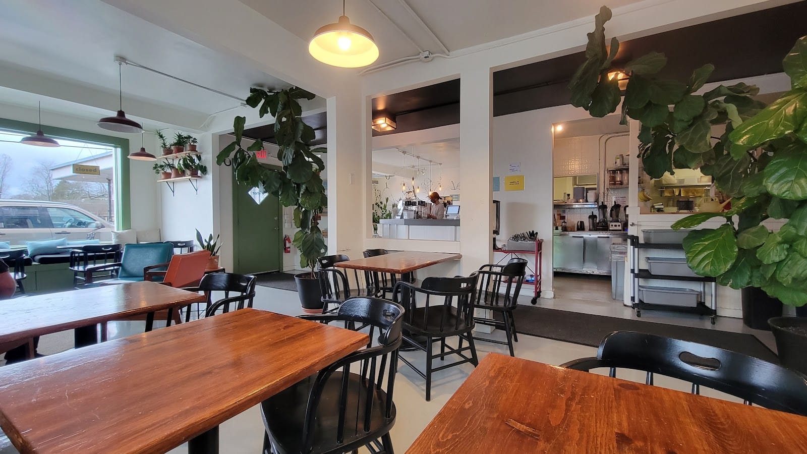 Simple Cafe & Juice Bar