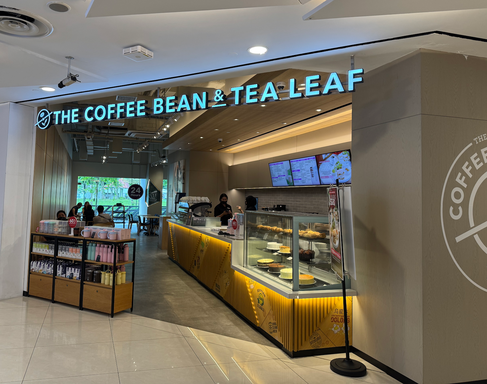 The Coffee Bean & Tea Leaf