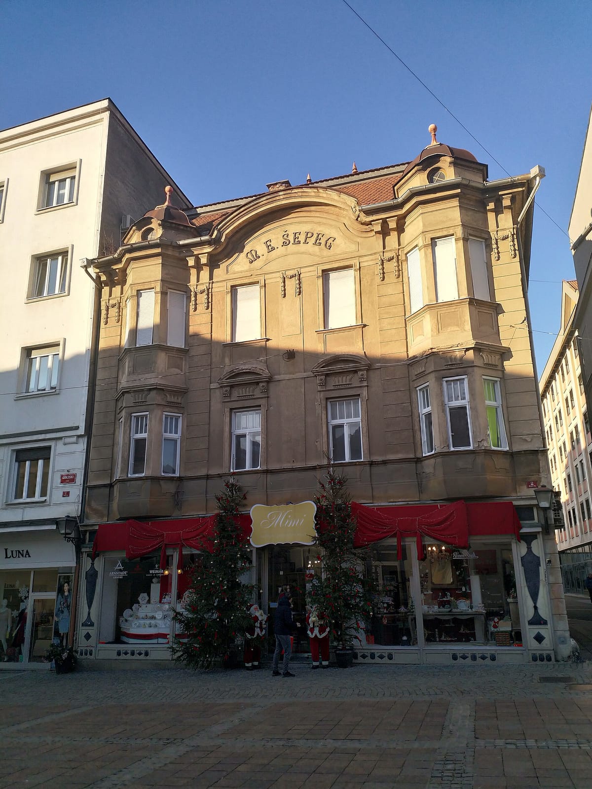 Pisarna - Coworking & coffee