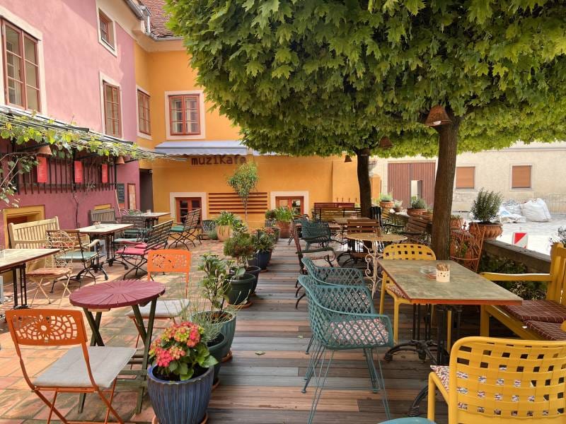 MuziKafe - kavarna photo 8