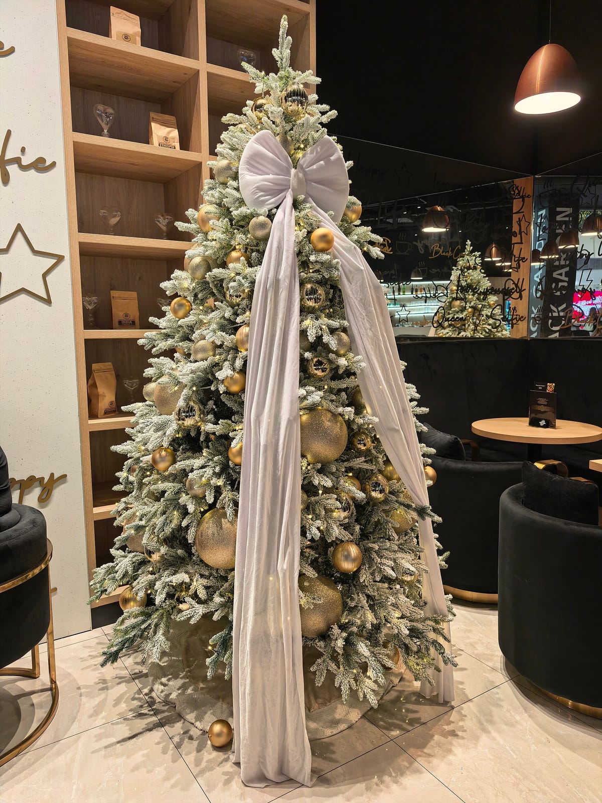 Starbucks photo 2