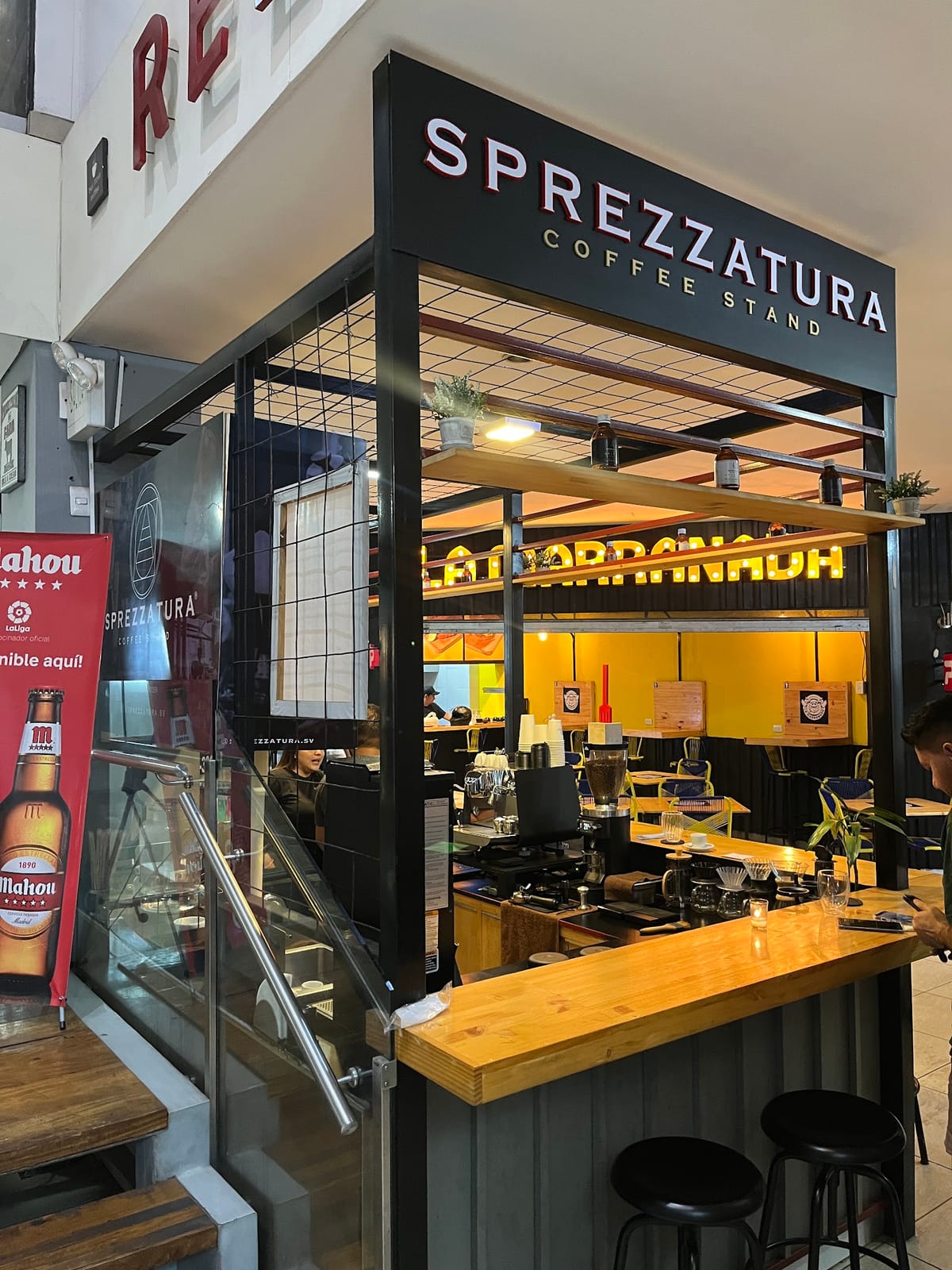Sprezzatura Coffee Stand