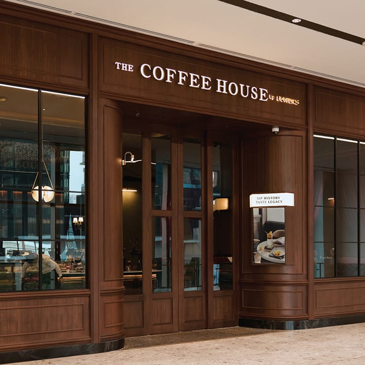 The Coffee House by Doitung