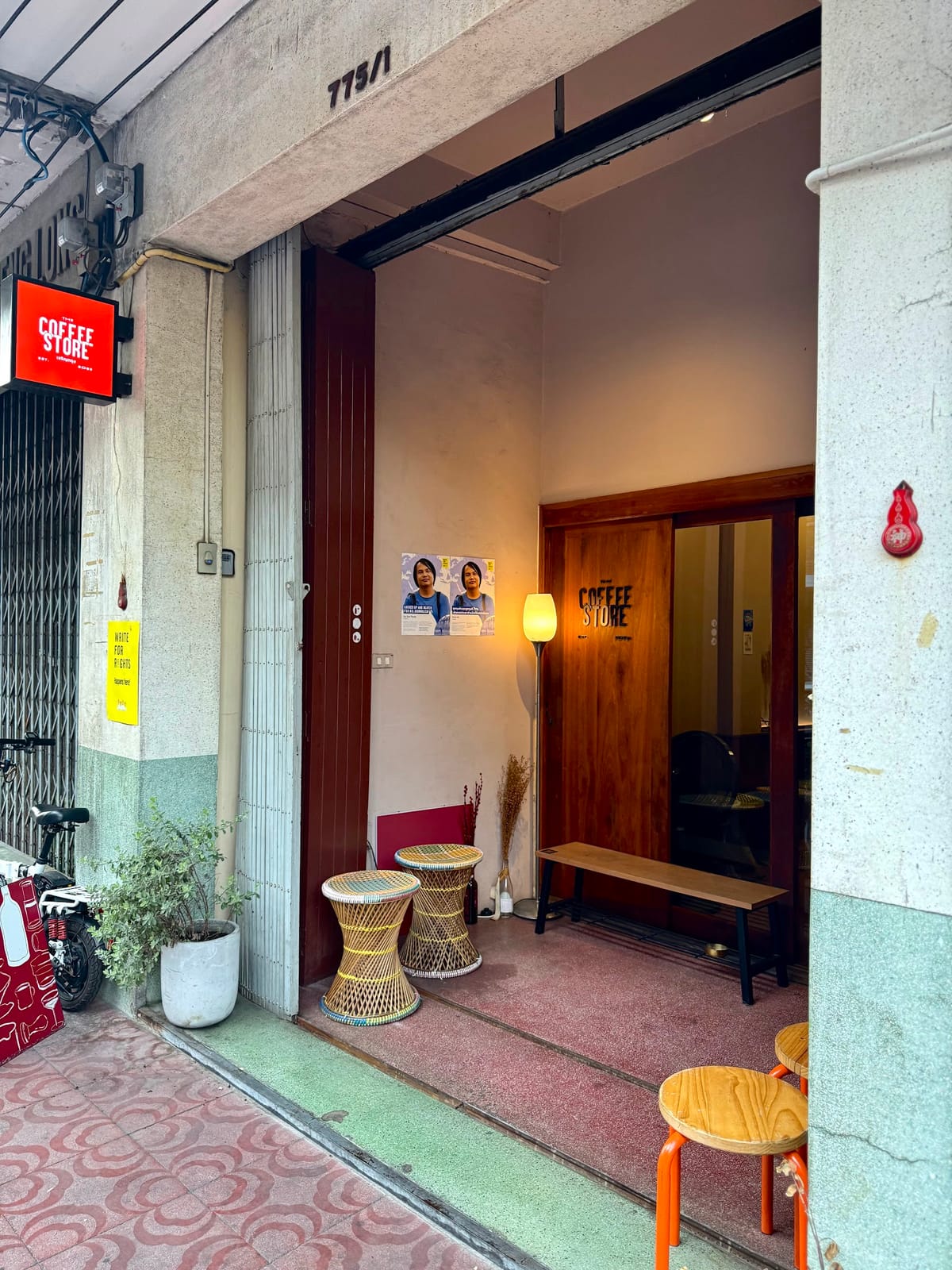 The Coffee Store Charoenkrung