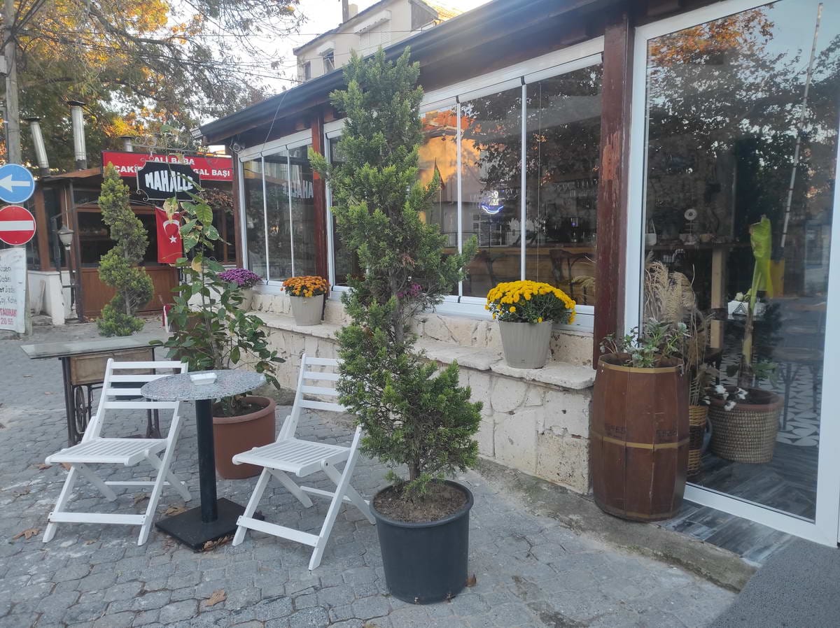 Mahalle Cafe & Bar photo 2