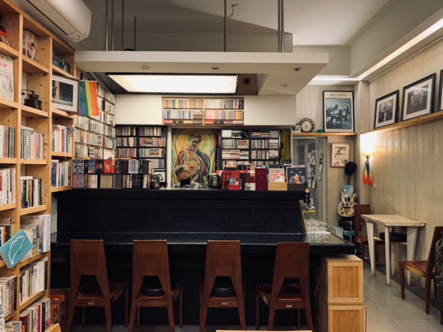 Simone Cafe