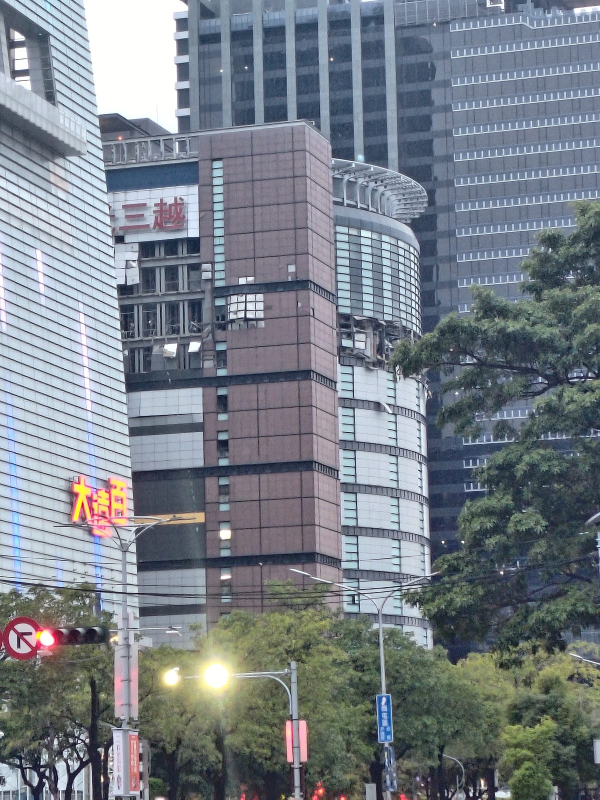 85度C