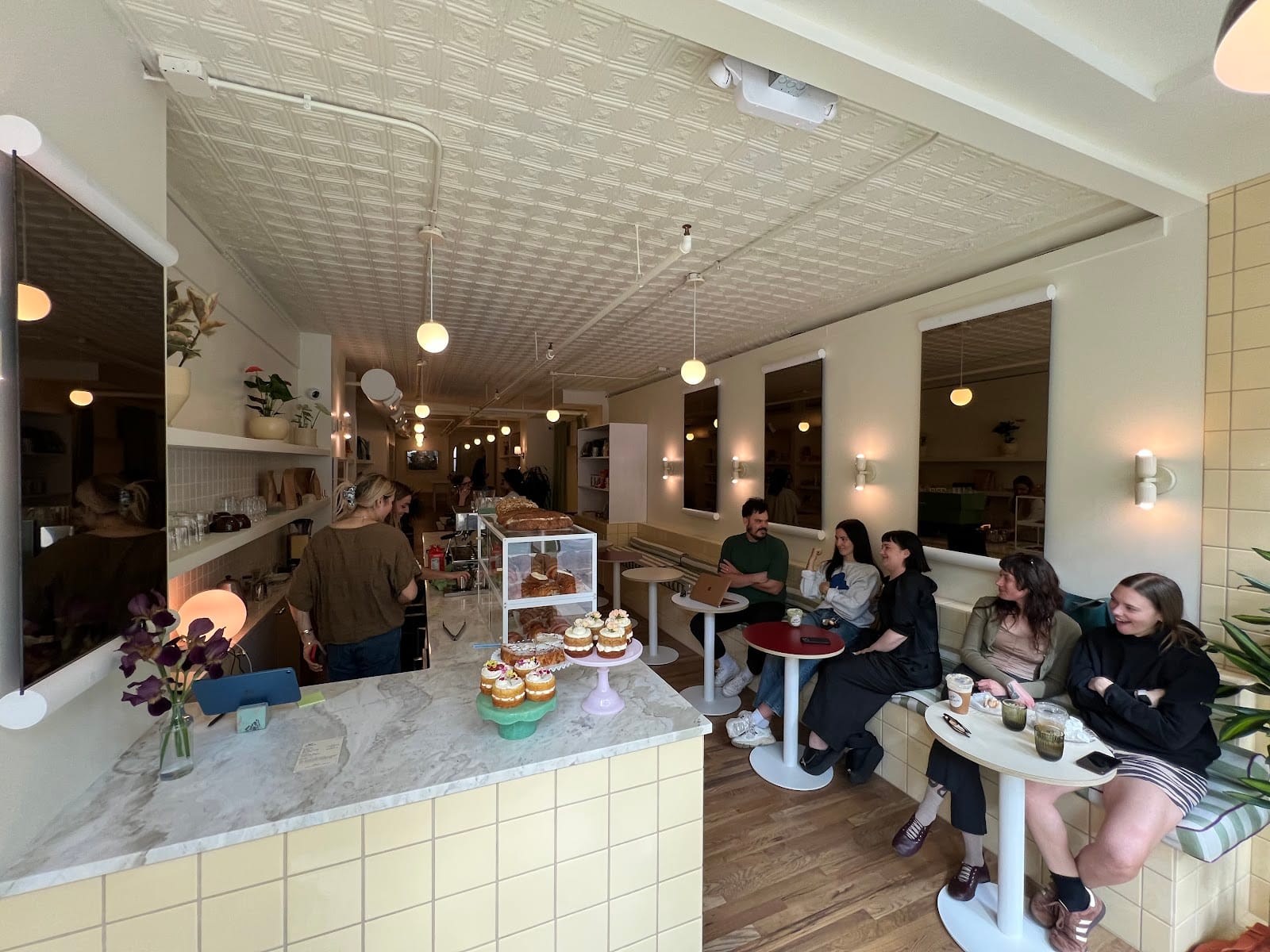 Continuum Cafe