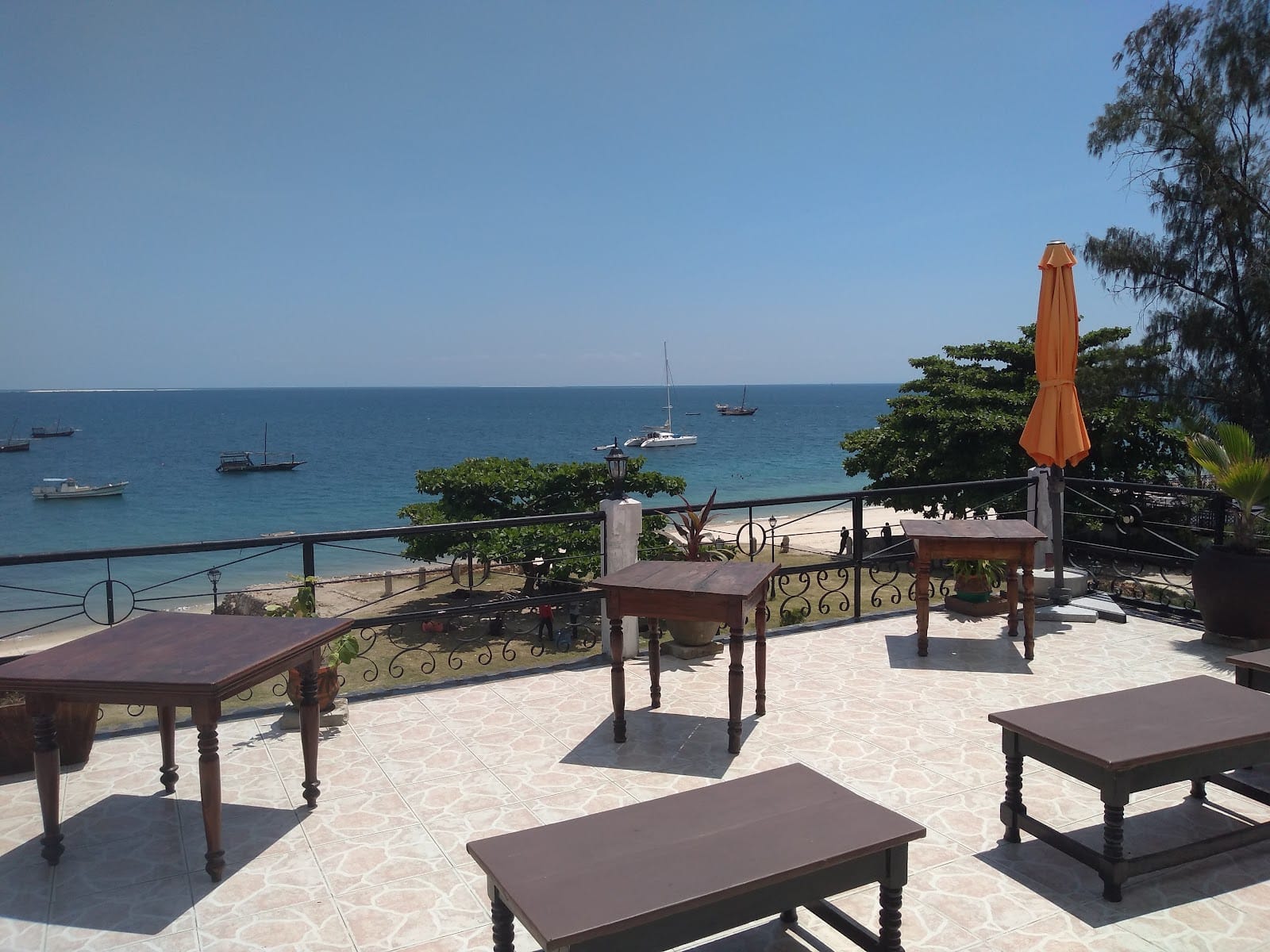 Baboo Beach Cafe