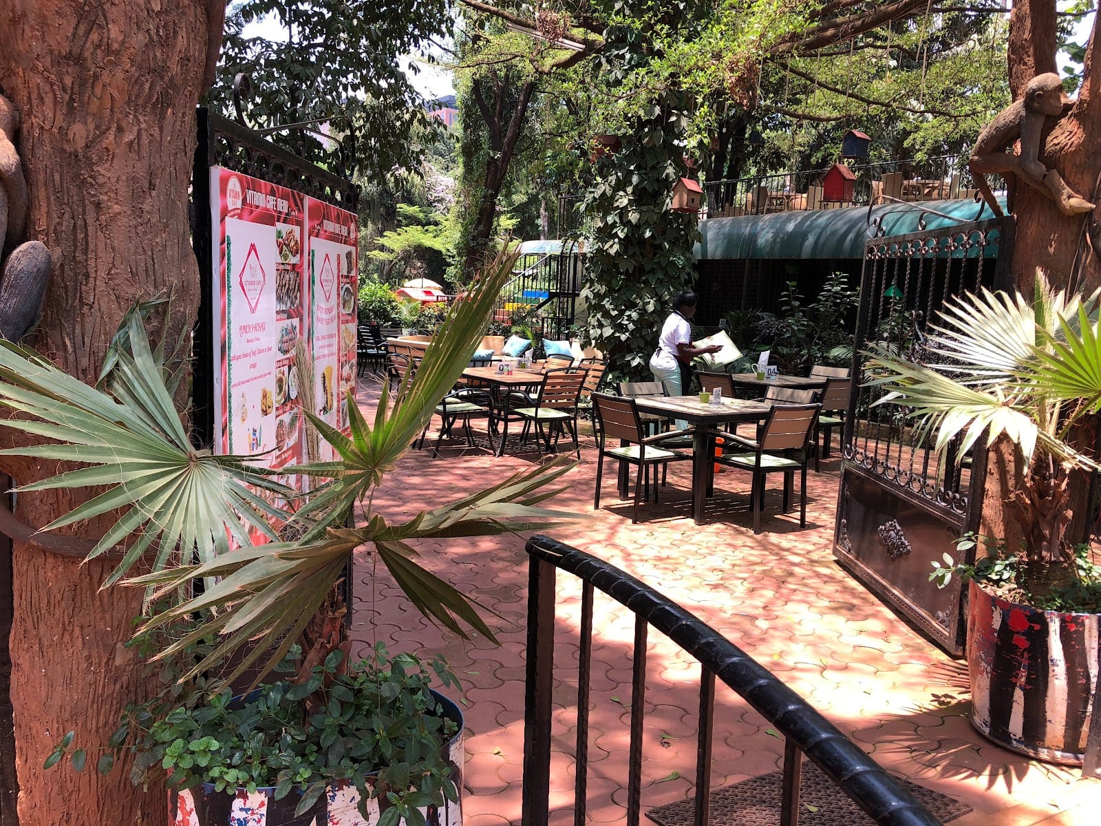 Vitamin Café