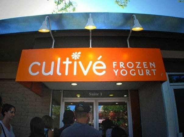 Cultivé Frozen Yogurt
