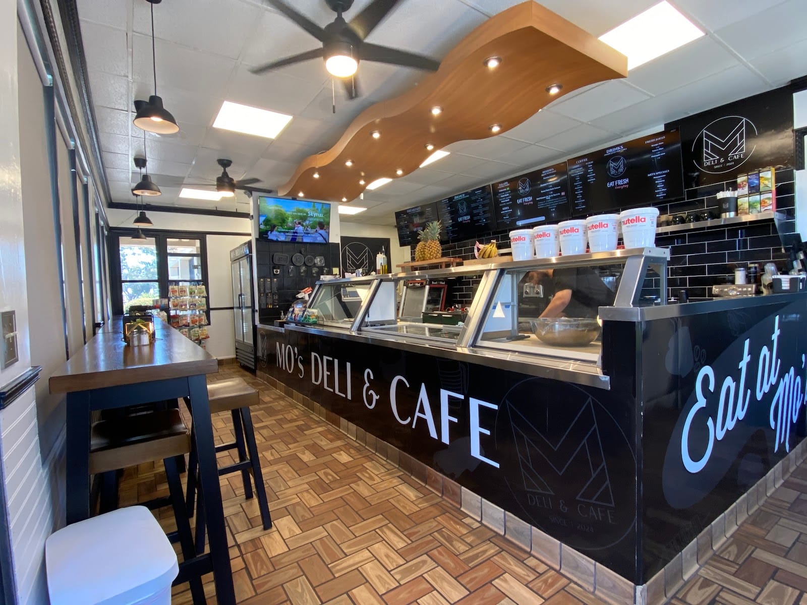 MO's Deli & Cafe