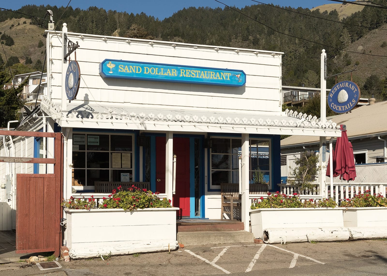 Breakers Cafe photo 2