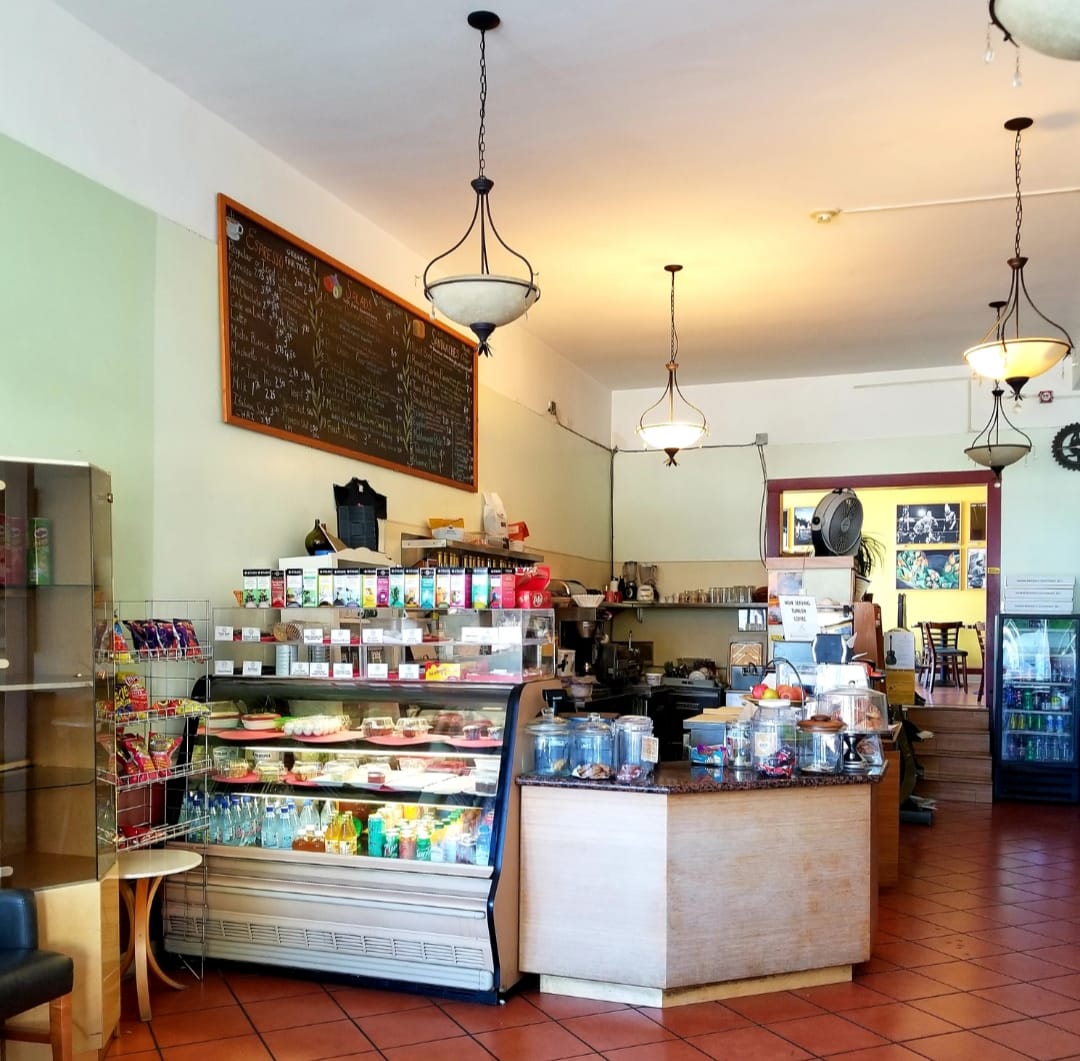 Mudrakers Cafe