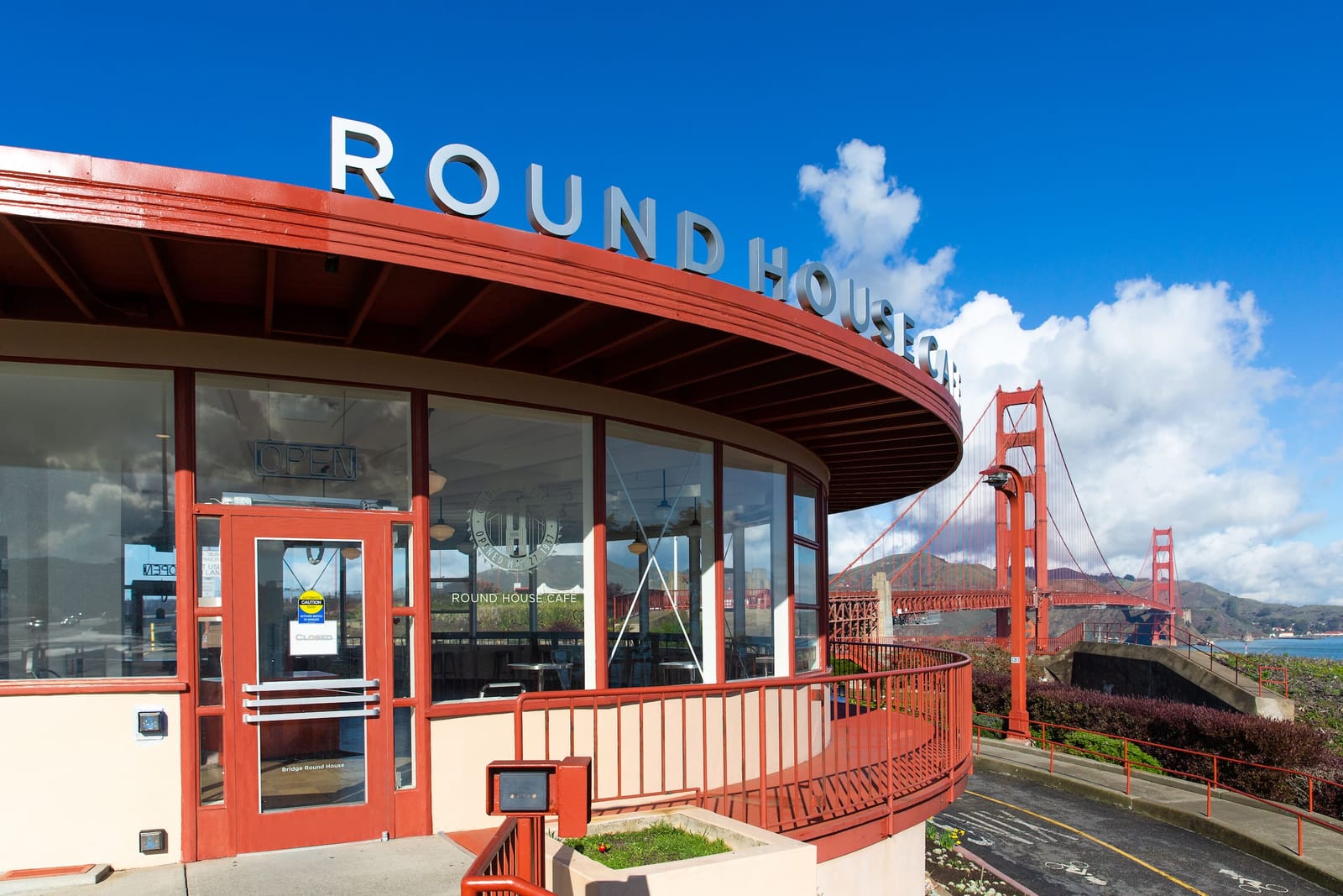 Round House Café