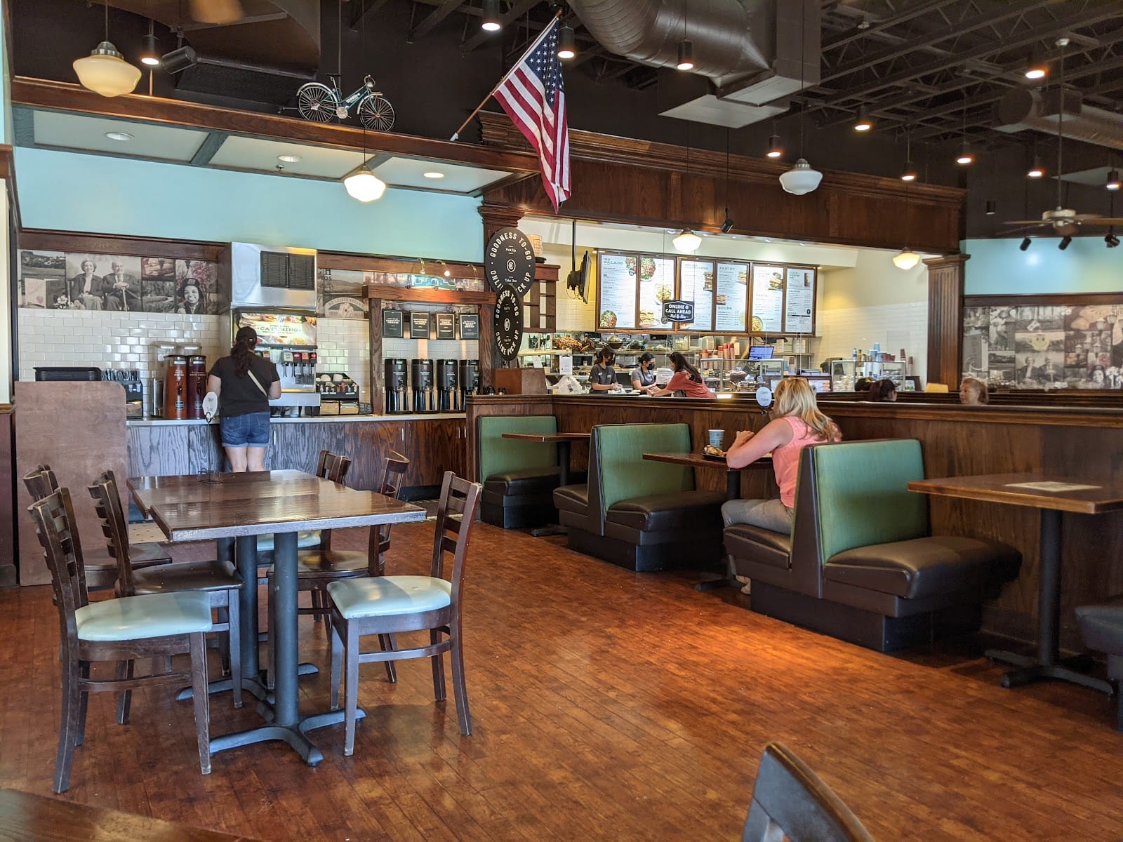 Corner Bakery