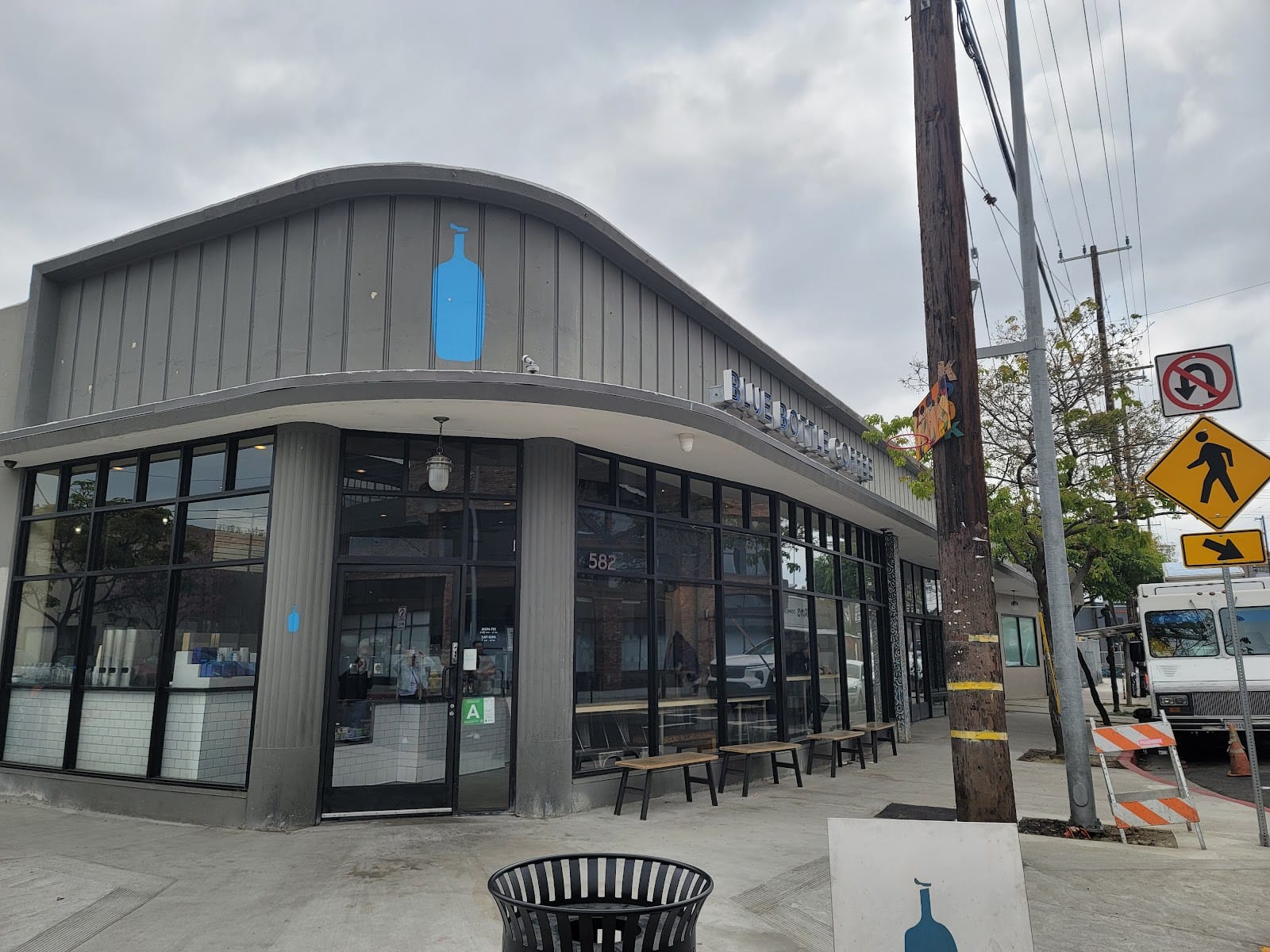 Blue Bottle Coffee