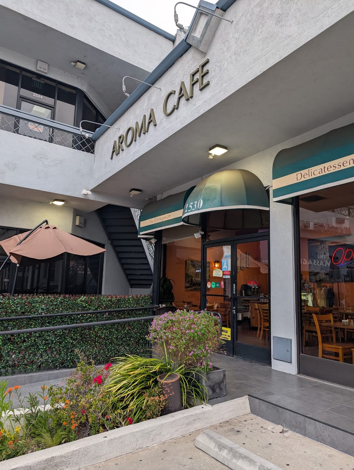 Aroma Cafe