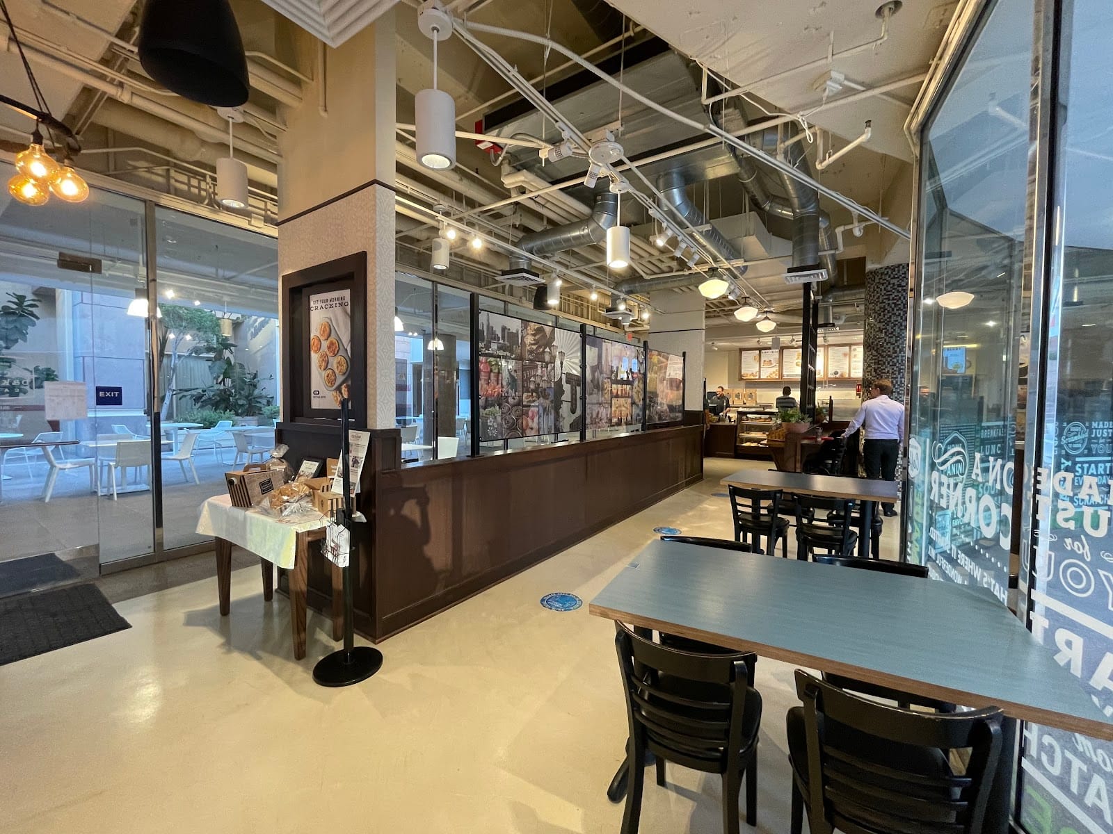 Corner Bakery