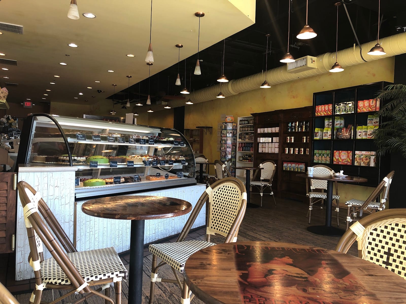 Emili's Pastry and Cafe