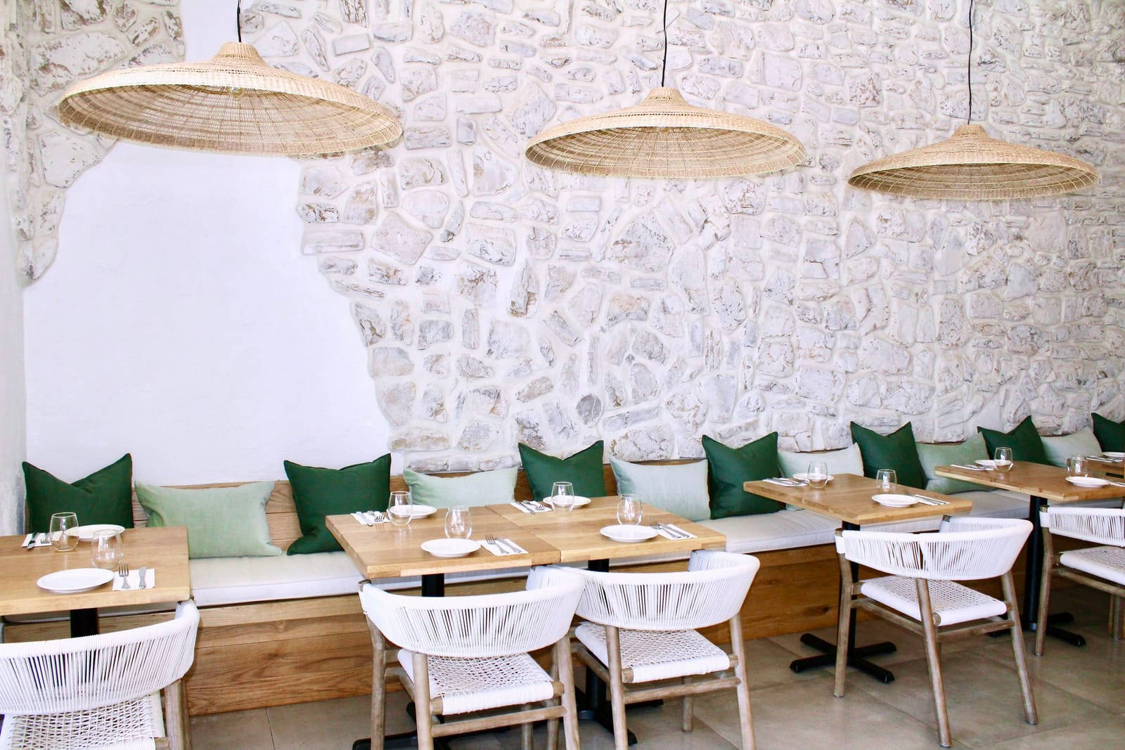 Met Her at a Bar photo 2