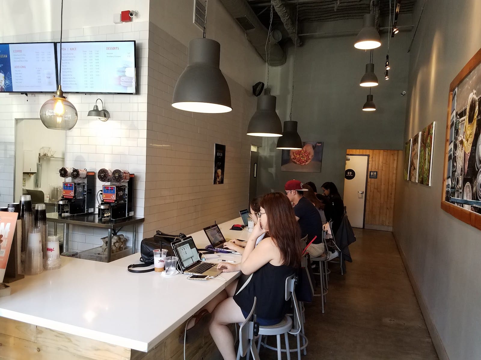 7 Leaves Cafe