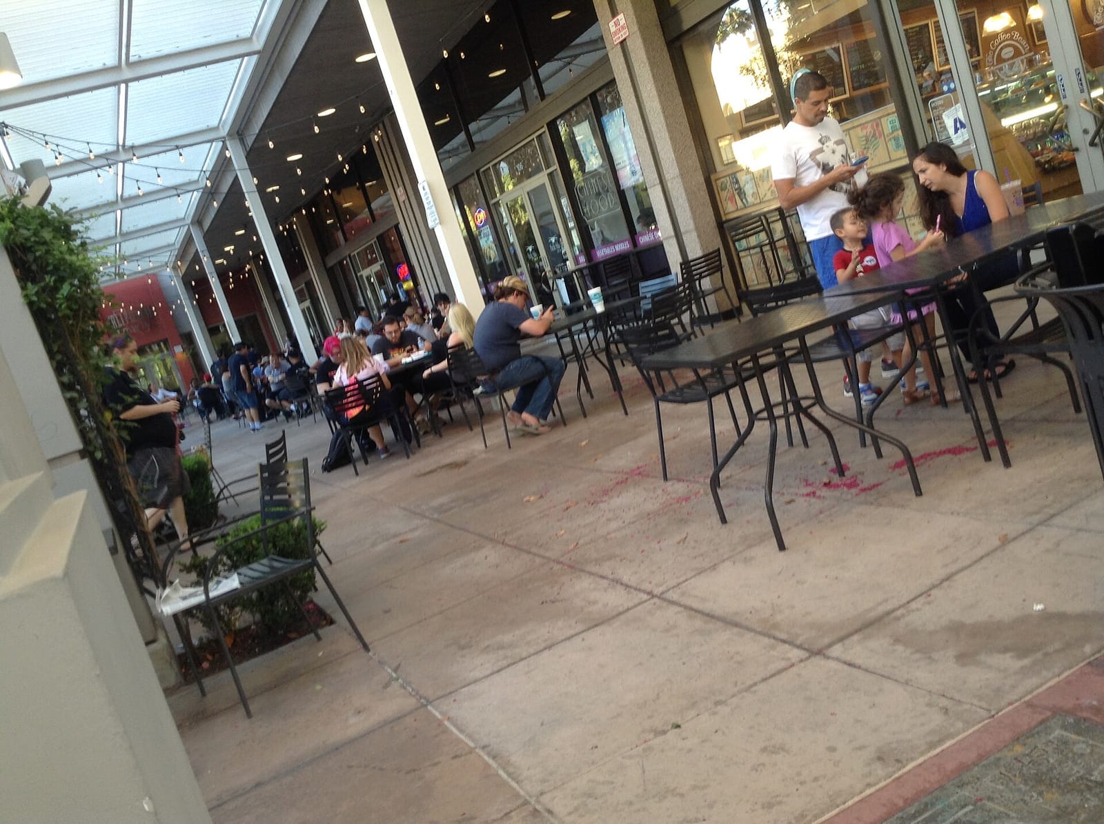 The Coffee Bean & Tea Leaf photo 5