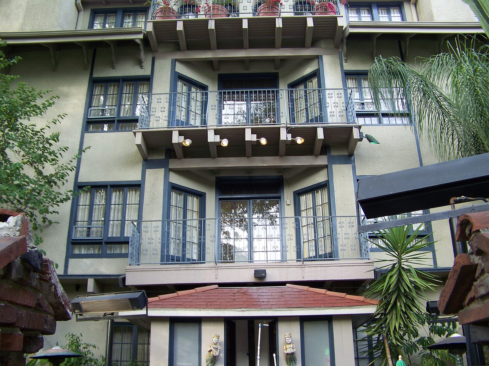 The Coffee Bean & Tea Leaf photo 3