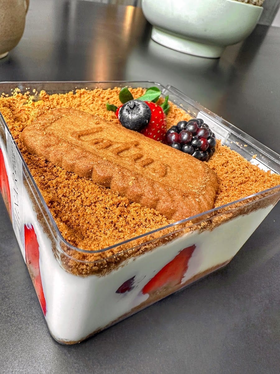 HINAR Dessert Bar & Café photo 9