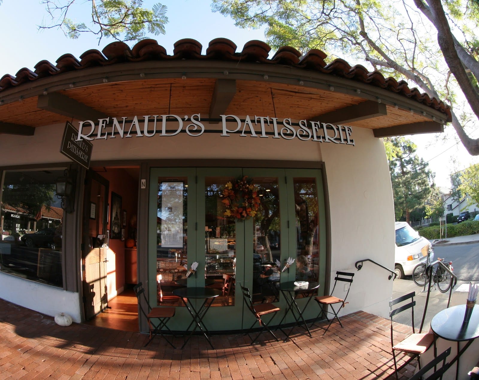 Renaud's Patisserie and Bistro