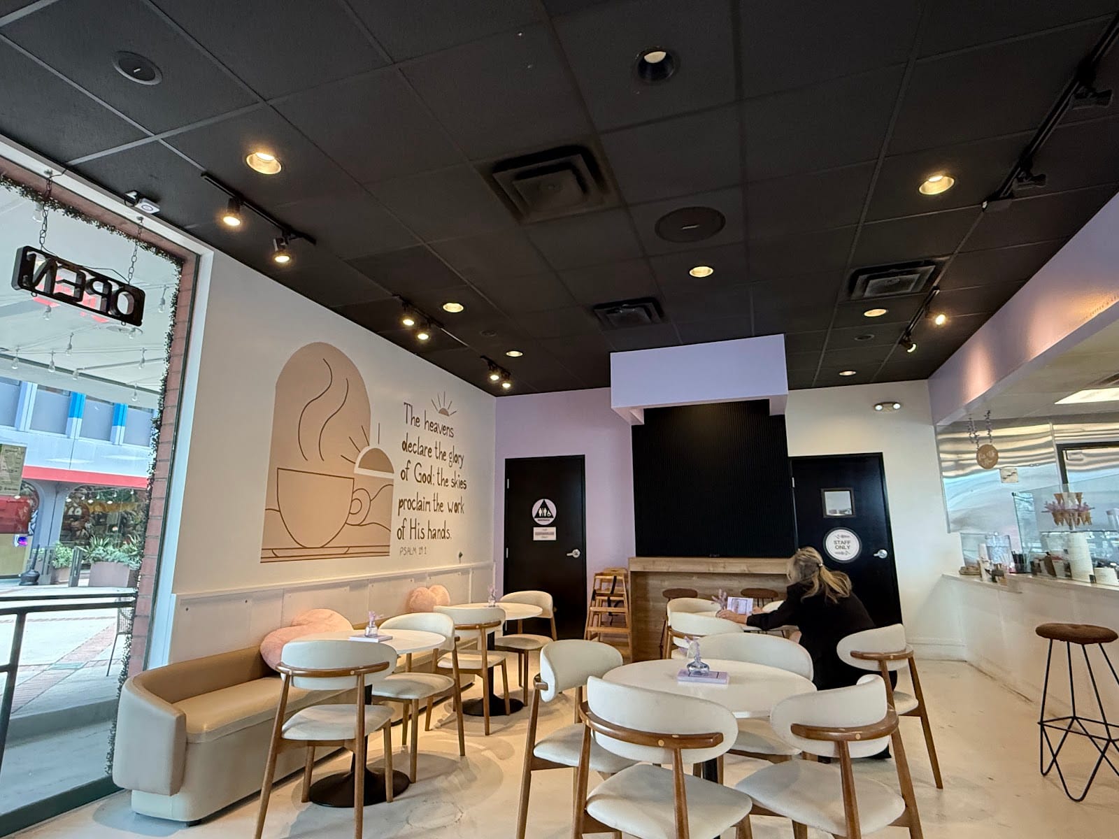 Aurora Coffee & Creamery