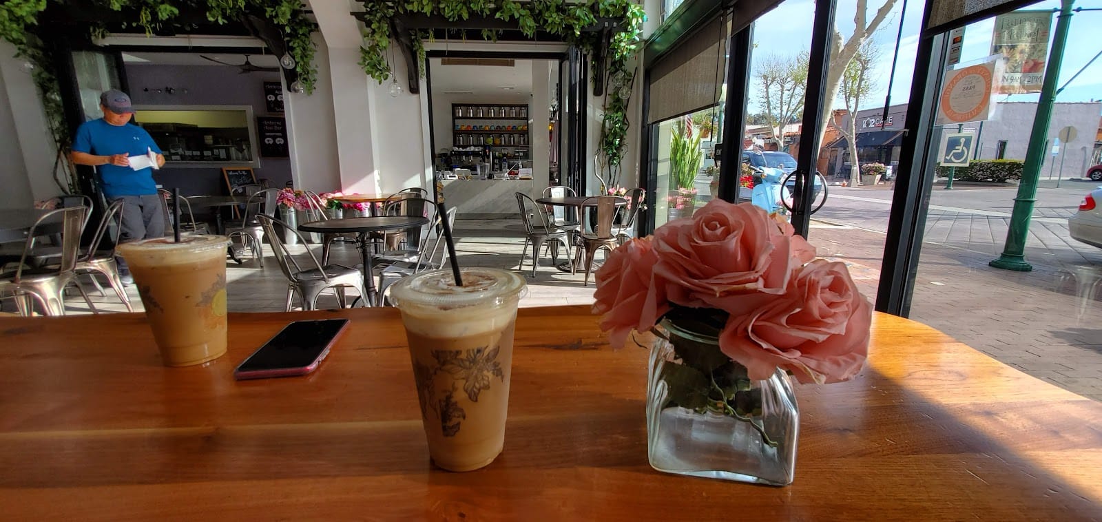 Patisserie & Cafe
