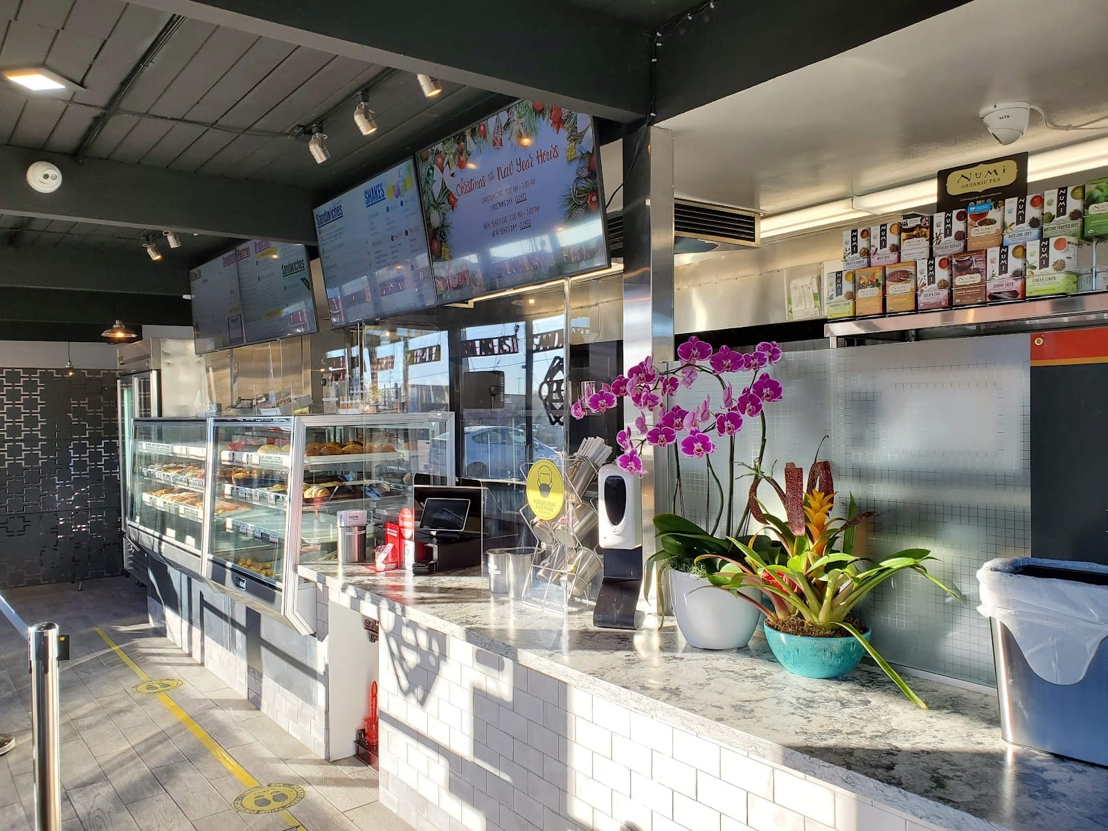 TMJ Cafe & Dough