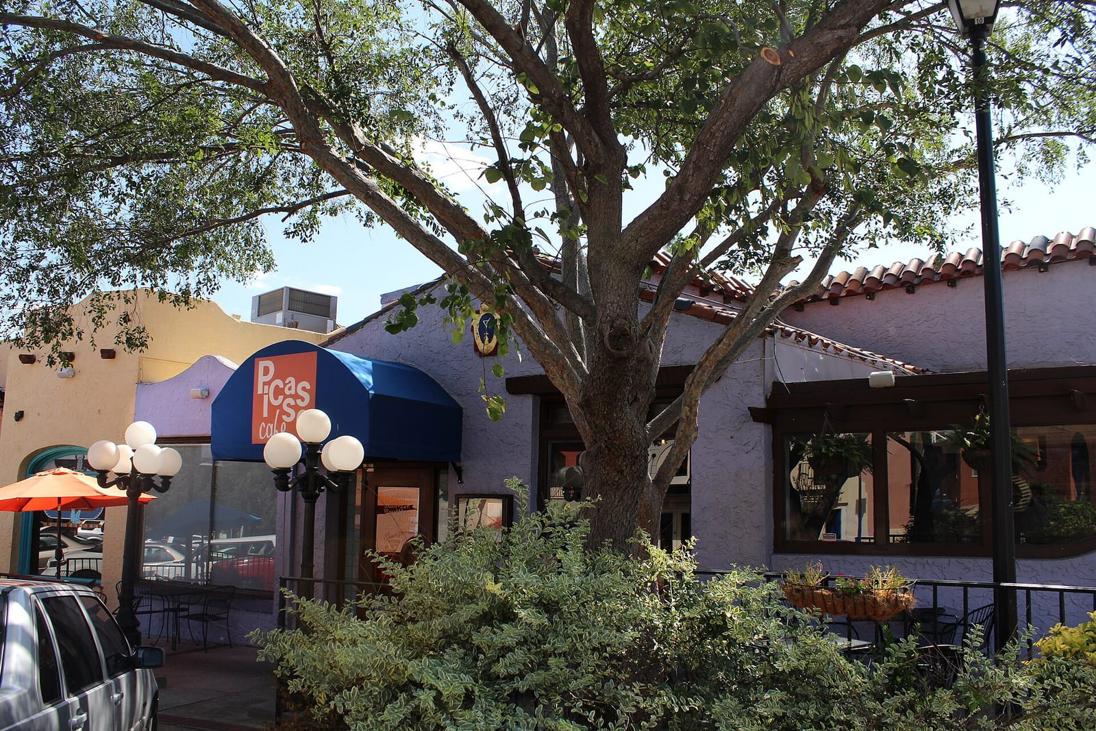 Picasso's on Paseo photo 2