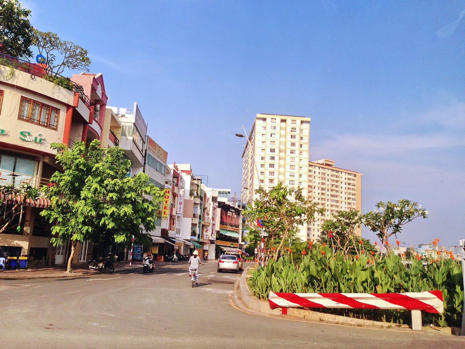 The Coffee House;Đá Muối Himalaya DamiLama photo 2