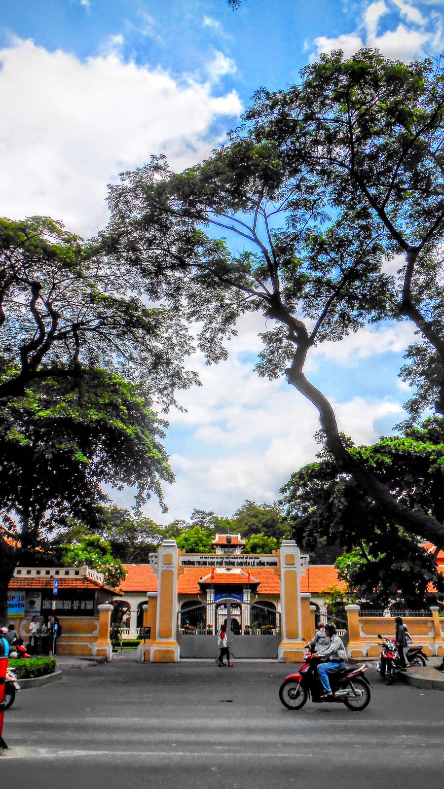 The Coffee Bean & Tea Leaf
