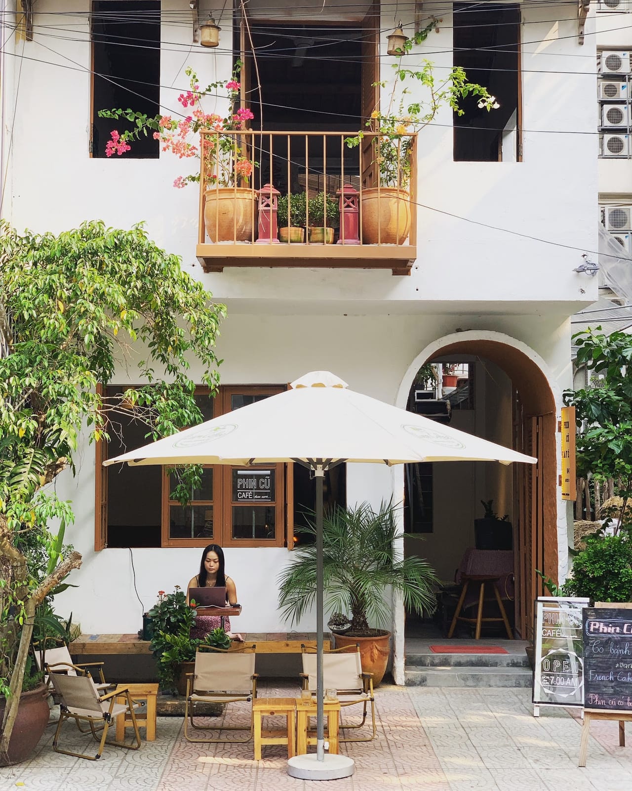 Phin Cũ Cafe