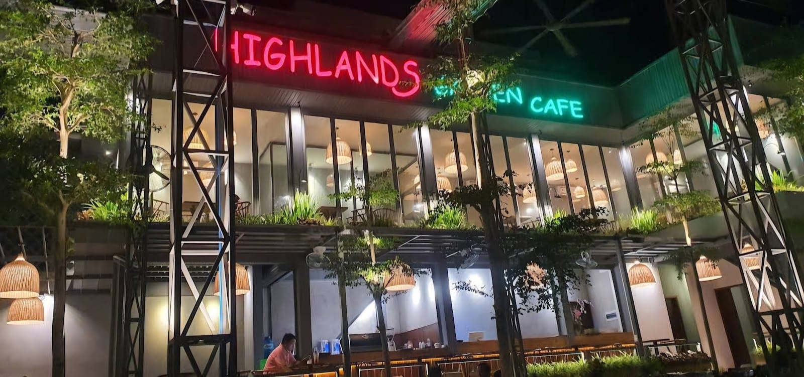 Highlands GARDEN CAFE