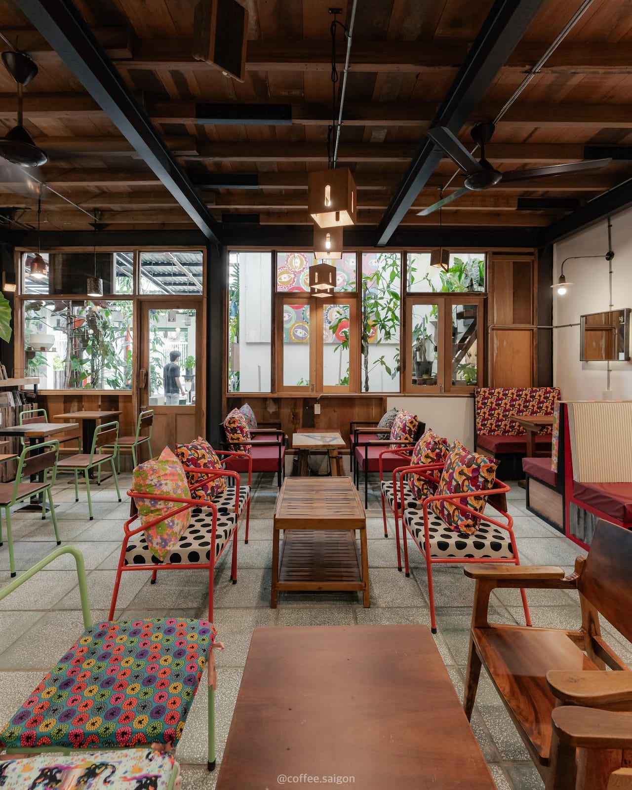 Cà Kê Café