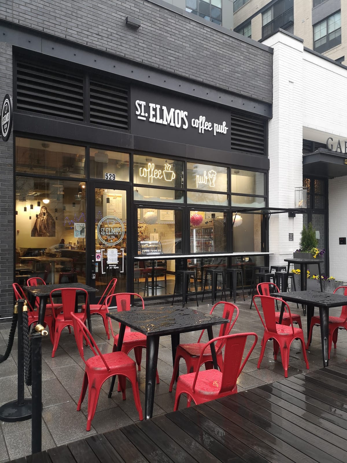 St. Elmo's Coffee Pub - Old Town North