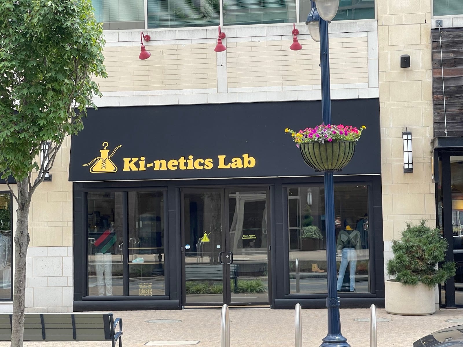 Thread & Sole powered by Ki-netics Lab