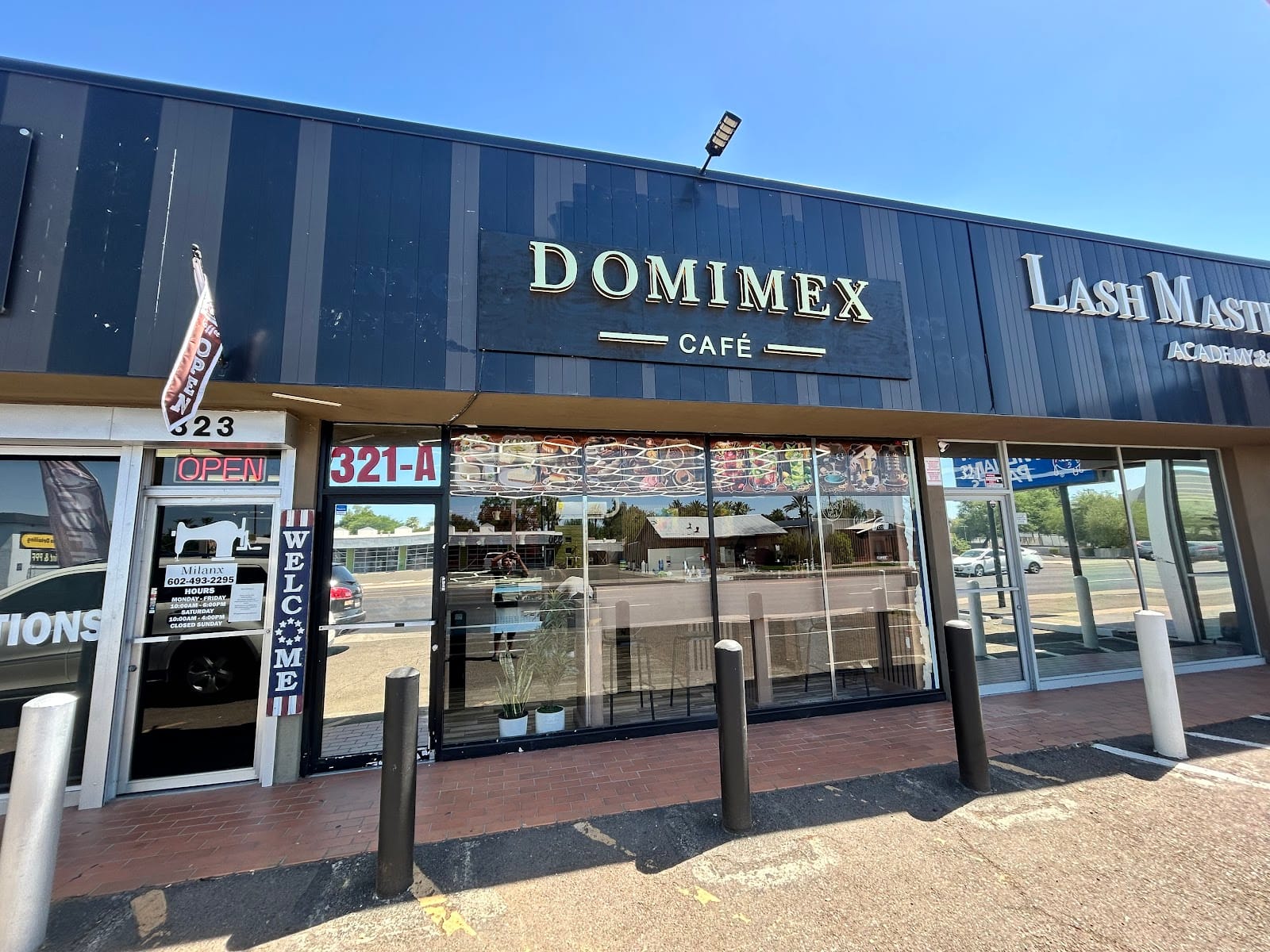 DomiMex Cafe