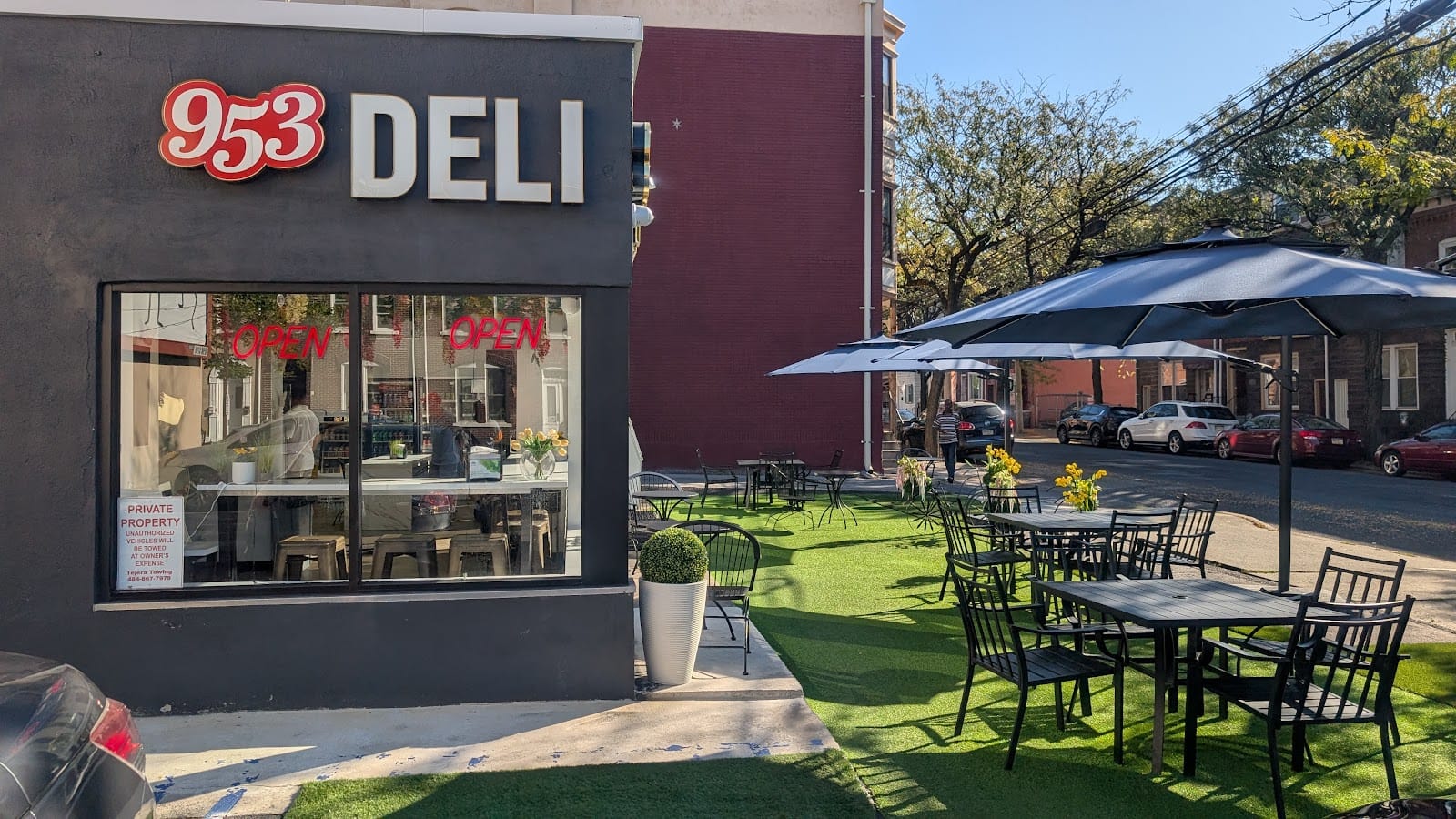 953 Deli