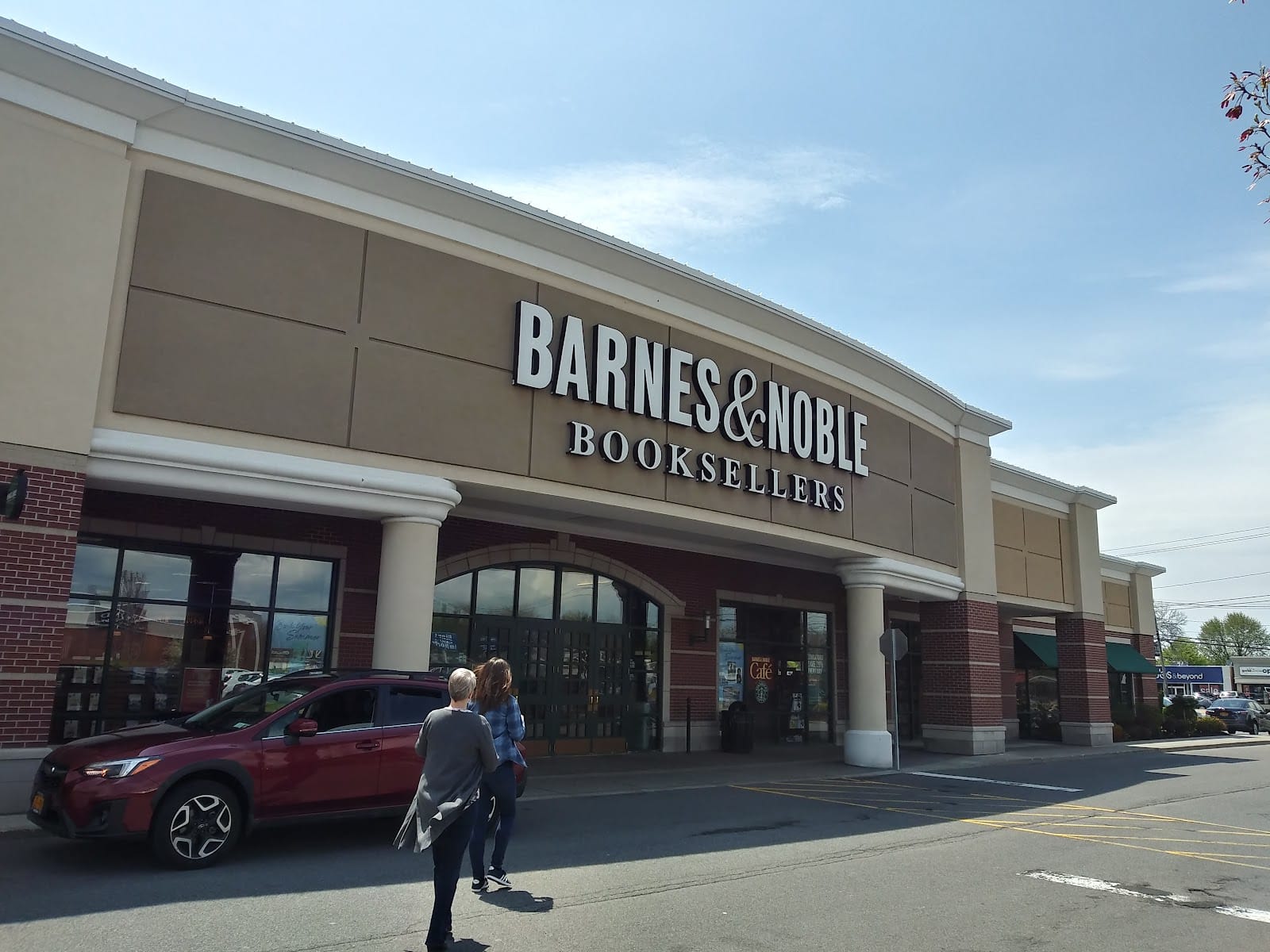 Barnes & Noble